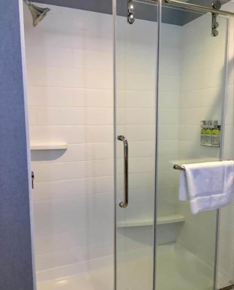 Holiday Inn Express Grand Island Niagara Falls by IHG - photo 27