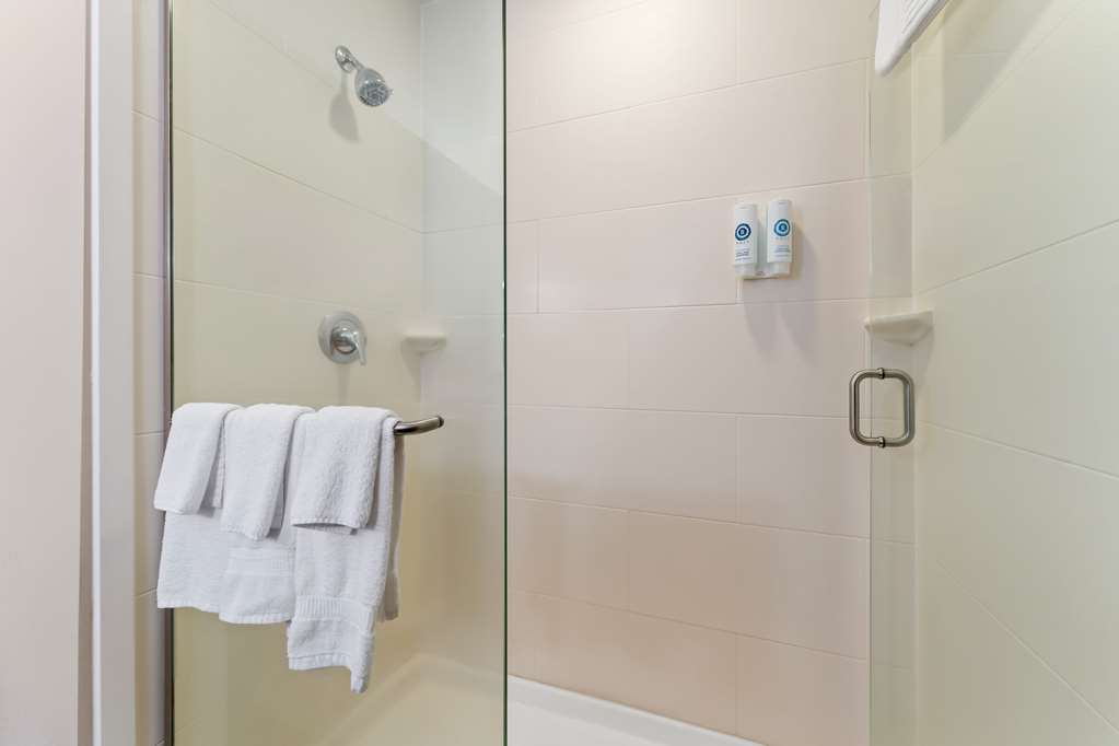 Comfort Inn & Suites Avera Southwest - photo 11
