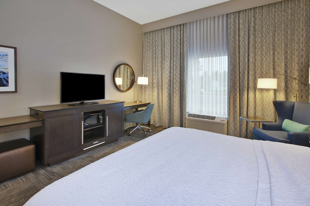 Hampton Inn Kennebunk Kennebunkport - photo 17