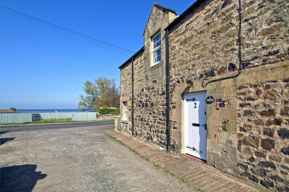 Turnstone Cottage — 4-Star Luxury Hotel in Bamburgh, United Kingdom