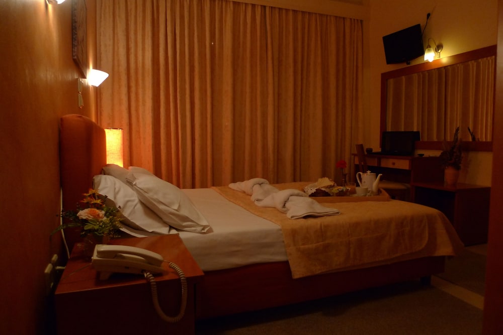 Hotel Ikaros — Athens — photo 2
