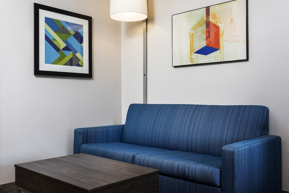Holiday Inn Express Hotel & Suites Chattanooga Lookout Mtn by IHG - photo 26