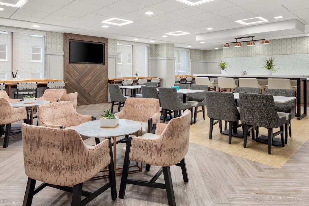 Sheraton Duluth Hotel - photo 31