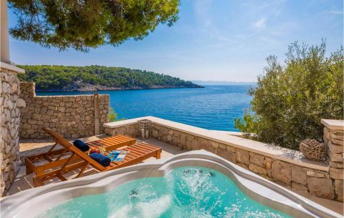 Villa Al Mare — 5-Star Luxury Hotel in Milna, Croatia