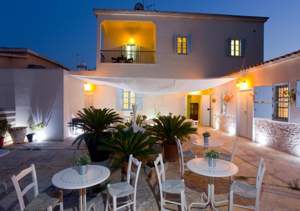 Shongas Inn — hotel in Deryneia