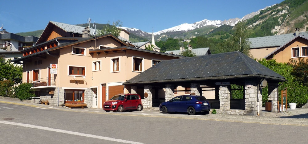 Hôtel Arolla - last minute hotel in Bourg-Saint-Maurice