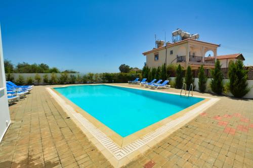 Nissi Diamond Mansion