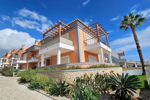 D'Água Brisa beachside apartment — 4-Star Luxury Hotel in Albufeira, Portugal