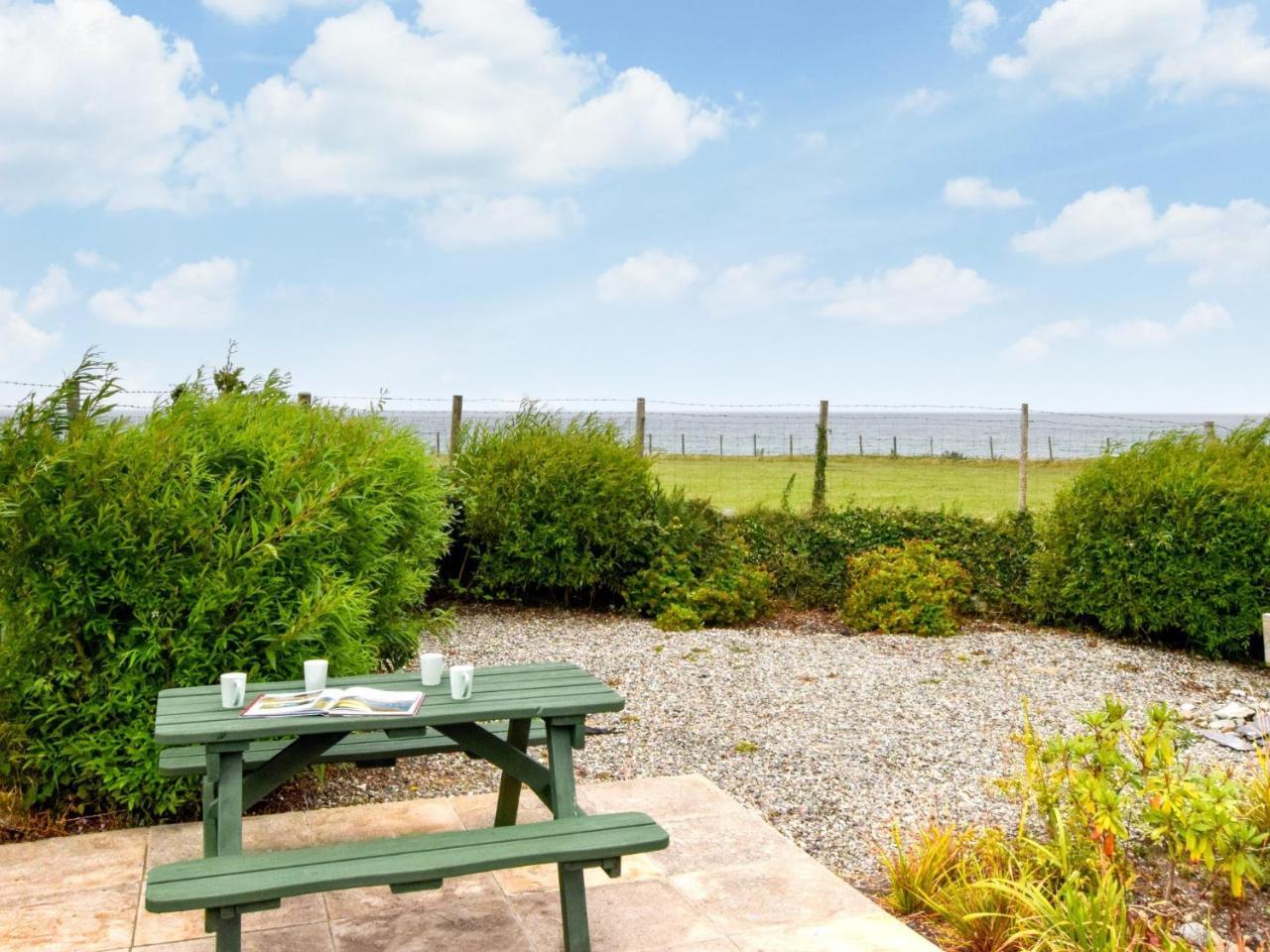 2 Bed in Aberdesach 92082 in Caernarfon, United Kingdom