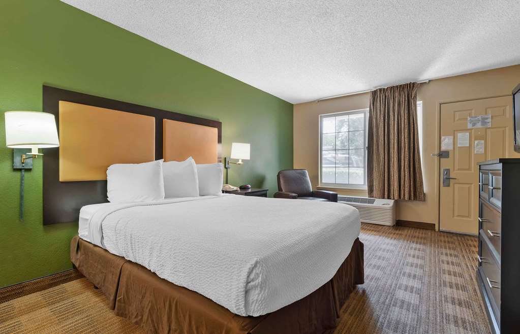 Extended Stay America Suites Sacramento South Natomas - photo 13