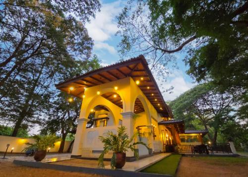 Grand Kalundawa Resort in Dambulla, Sri Lanka