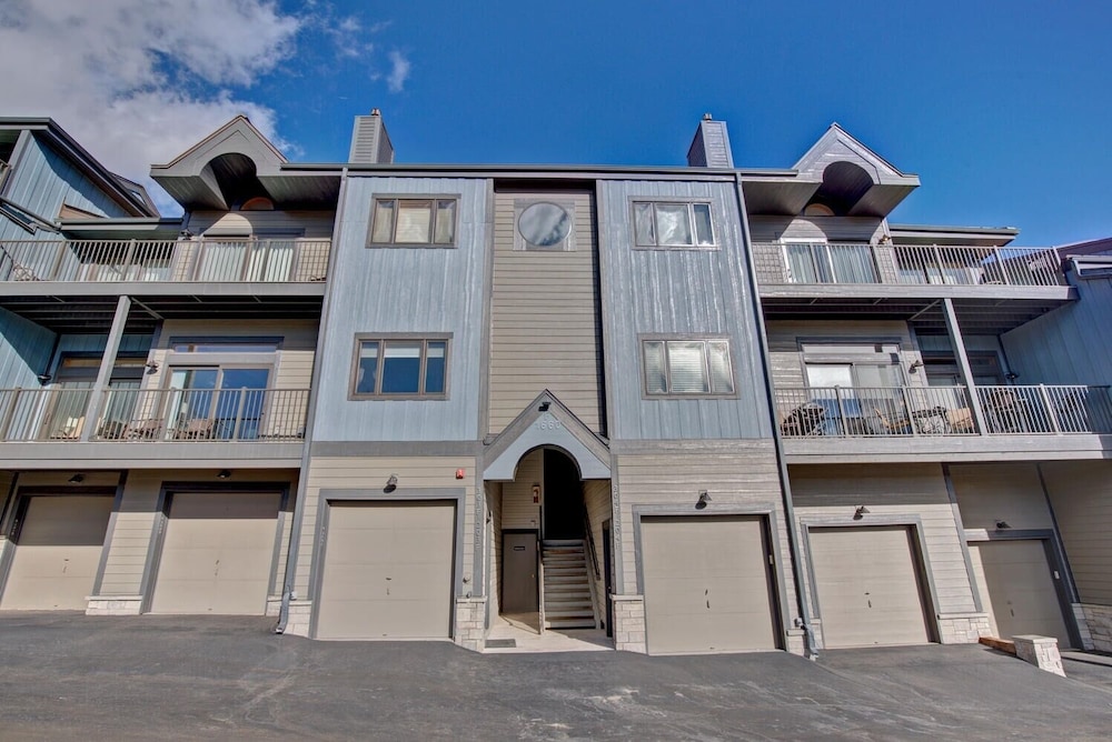 Lake Forest 1610 in Frisco, United States