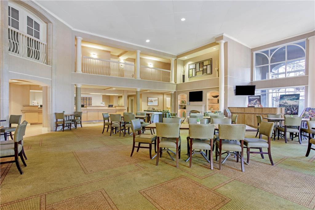La Quinta Inn & Suites by Wyndham Orlando I Drive Conv Ctr - photo 46