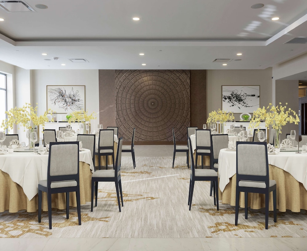 DoubleTree By Hilton Baltimore North Pikesville - photo 78