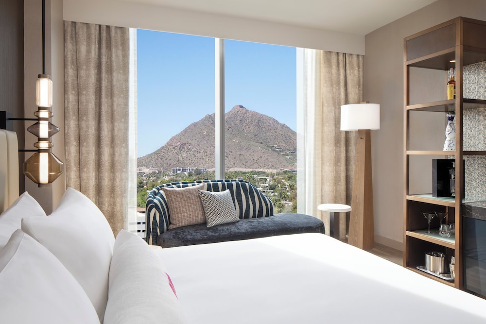 Caesars Republic Scottsdale a Hilton Hotel - photo 11