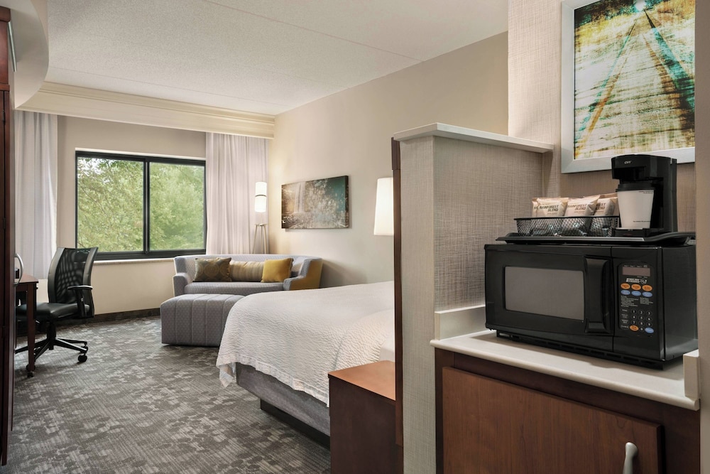 Courtyard by Marriott Middletown Goshen - photo 9