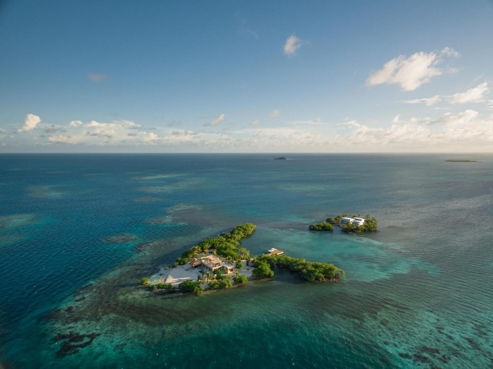 Gladden Caye Private Island Resort in Placencia, Belize