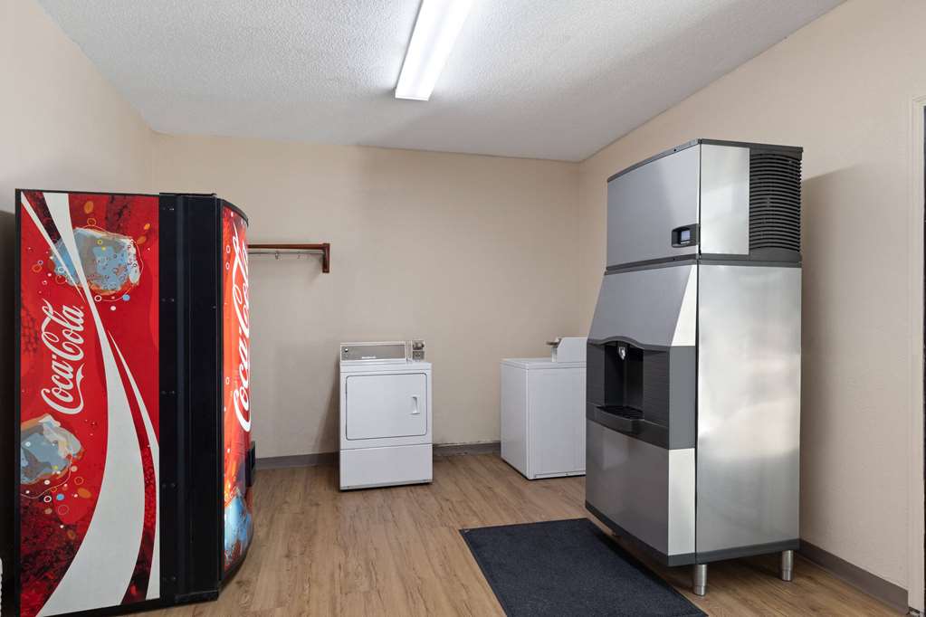Super 8 by Wyndham Fort Mitchell Cincinnati Area - photo 26
