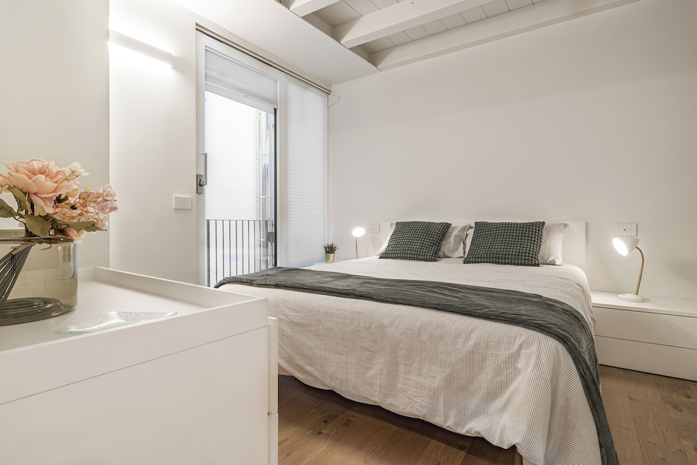 Porta Palio Luxury Apartment — 4-Star Luxury Hotel in Verona, Italy