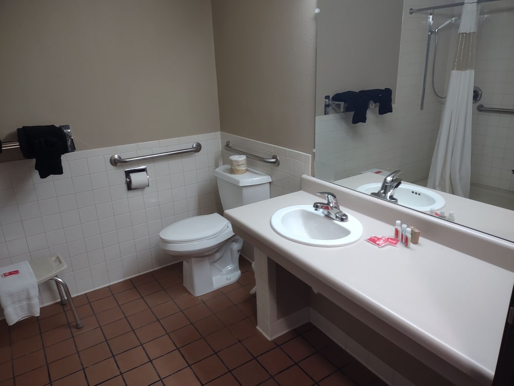 Motel6 Concordia MO - photo 25