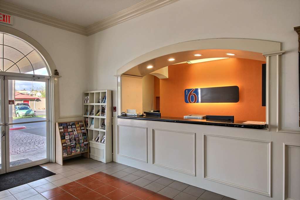 Motel 6 Edinburg TX - photo 30