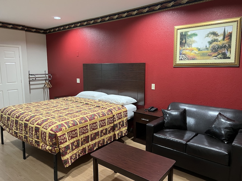 Scott Inn and Suites Houston - photo 4