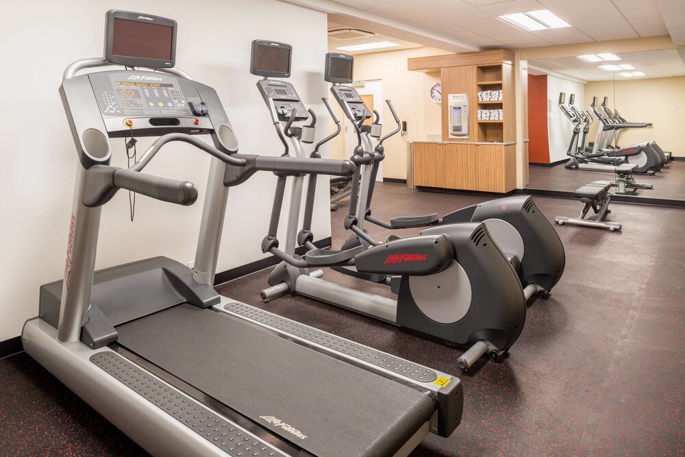 TownePlace Suites by Marriott New Hartford - photo 47