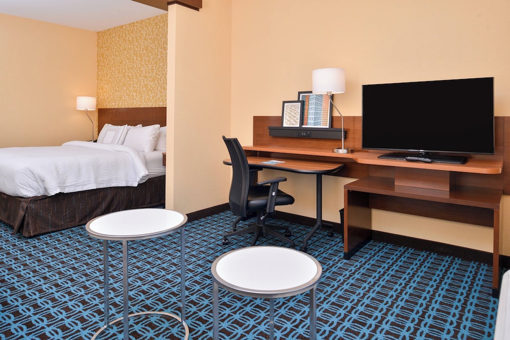 Fairfield Inn & Suites by Marriott St. Joseph - photo 18