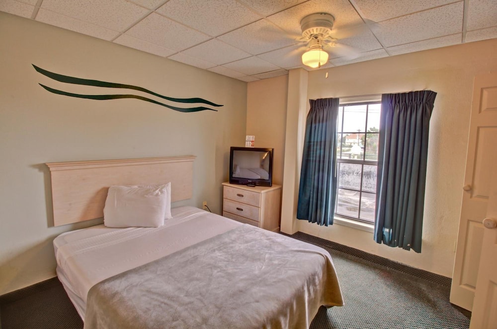 Home2 Suites by Hilton South Padre Island - photo 22