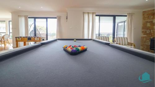 Splendour Hideaway Luxury pool at Caves Beach — Caves Beach — photo 2