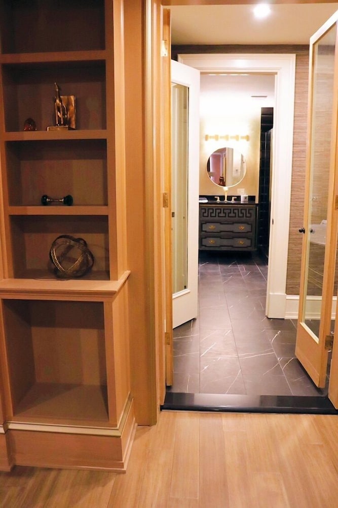The Edward Hotel - photo 37