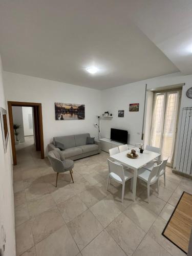 Monti Deluxe Apartment — 4-Star Luxury Hotel in Rome, Italy