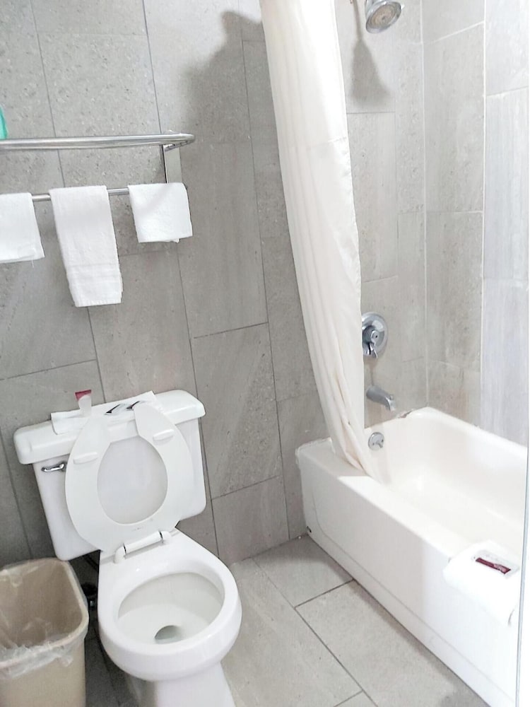 Travel Inn By OYO Omaha - photo 19