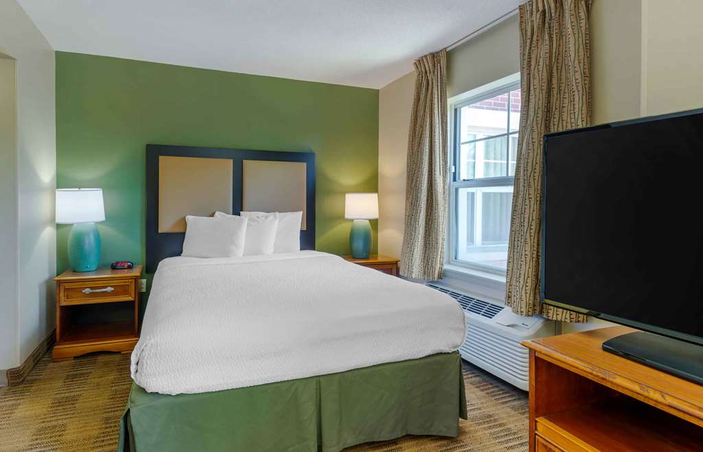 Extended Stay America Suites Greensboro Airport - photo 8