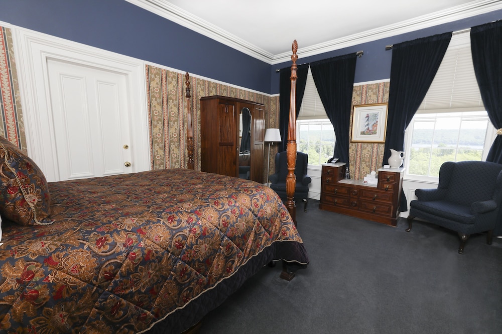 Inn at Taughannock Falls - photo 22