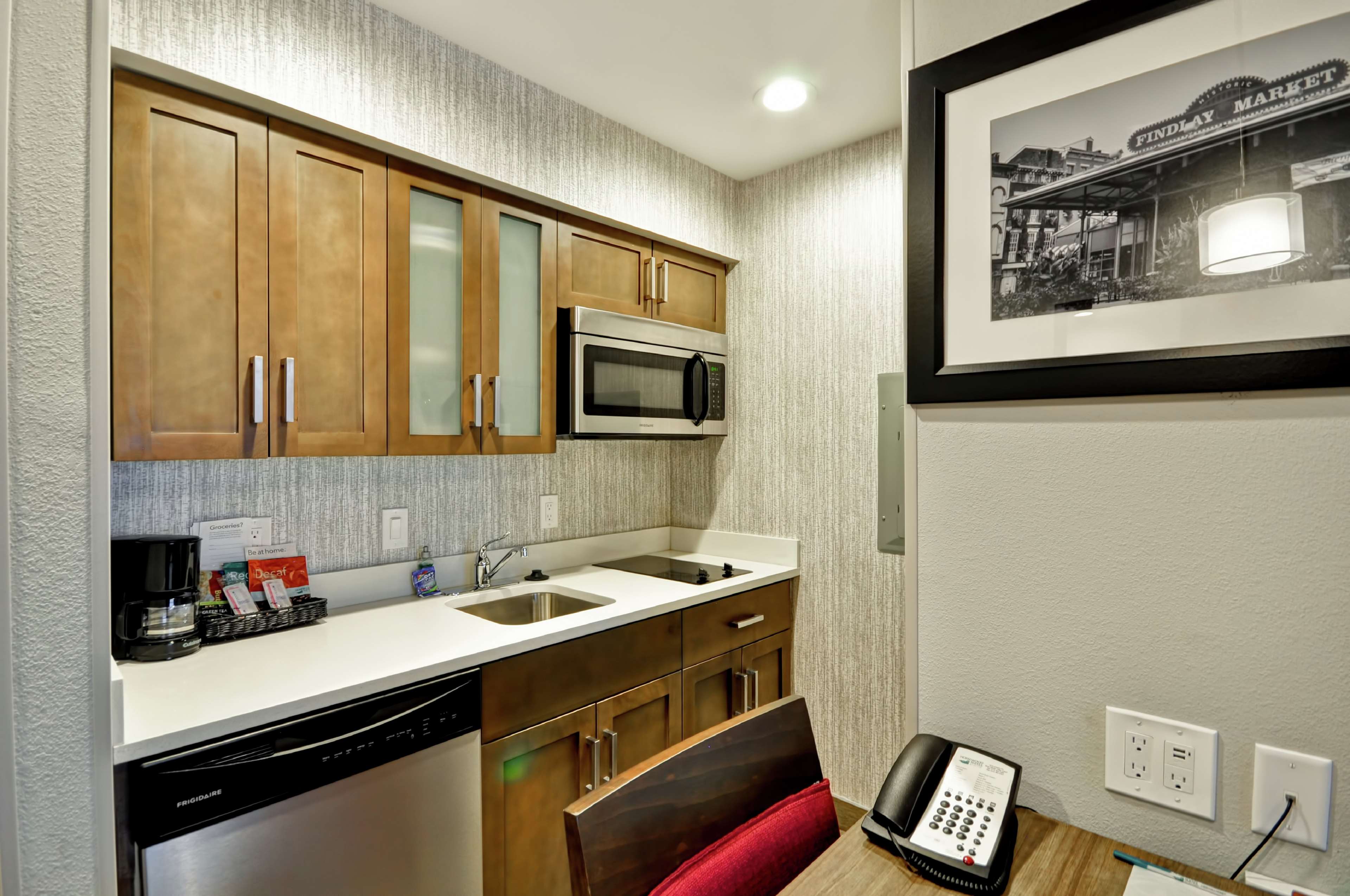 Homewood Suites by Hilton Cincinnati West Chester - photo 27