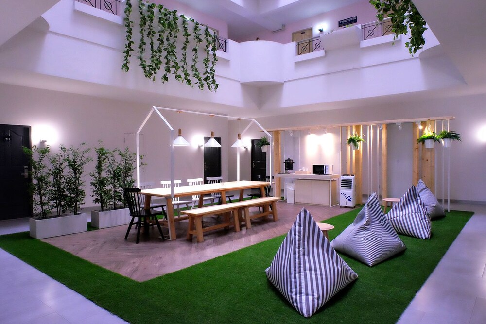 Siam Mansion Hat Yai - carbon neutral hotel in Hat Yai