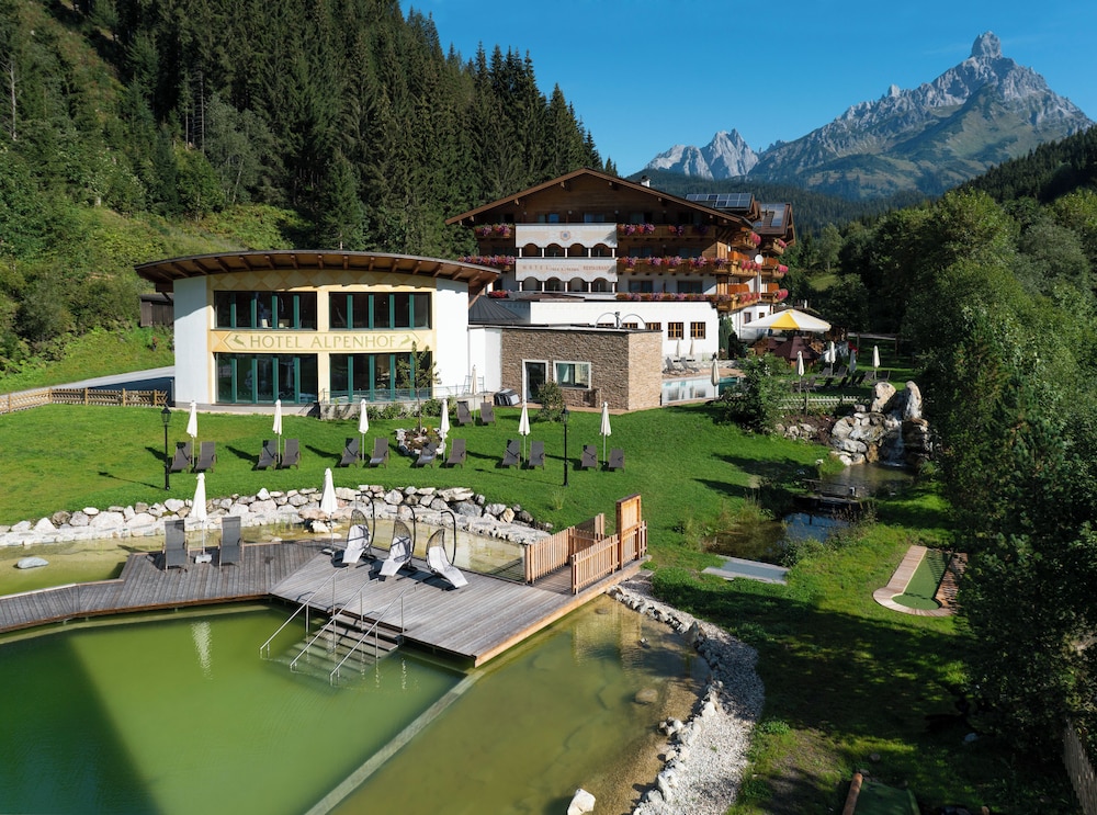 Landhotel Alpenhof in Filzmoos, Austria