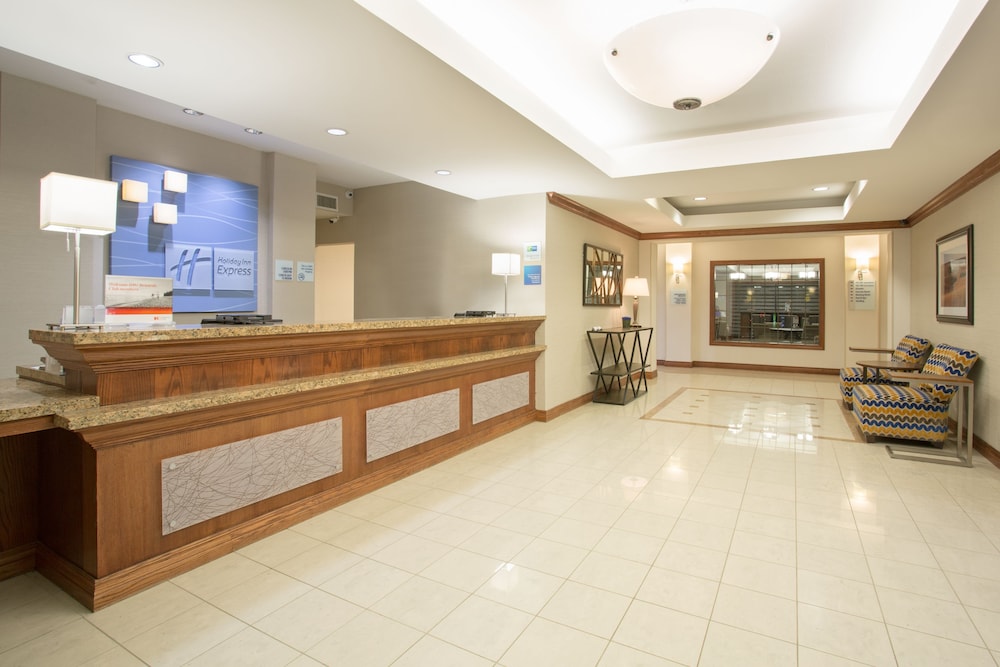 Holiday Inn Express Hotel & Suites Concordia by IHG - photo 43