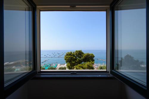 Fruit Flats By Amalfivacation — 4-Star Luxury Hotel in Minori, Italy