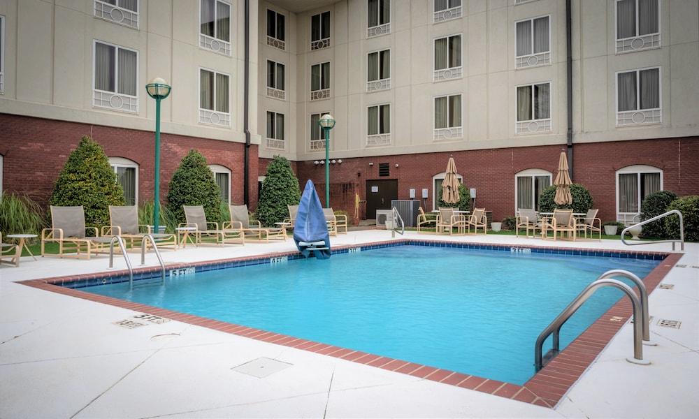 Holiday Inn Express and Suites Tuscaloosa University an IHG Hotel - photo 28