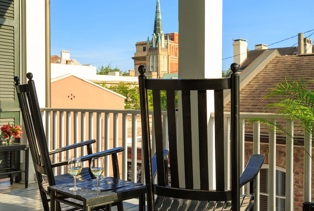 The Inn on West Liberty - photo 24