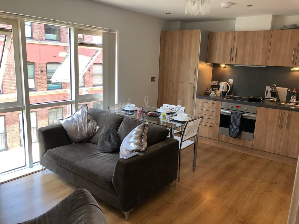 St Pauls Apartment — 4-Star Luxury Hotel in Birmingham, United Kingdom