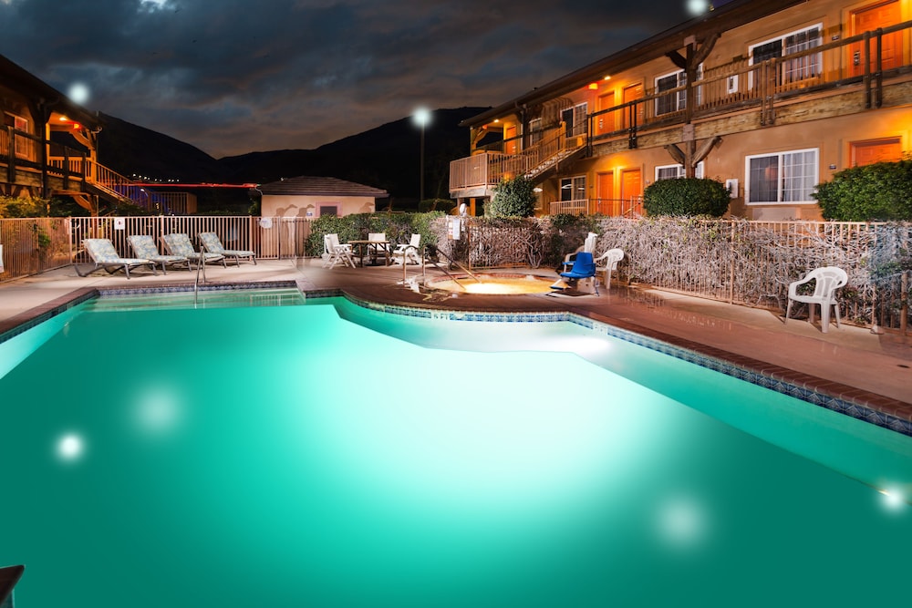 Days Inn by Wyndham Lebec - photo 13