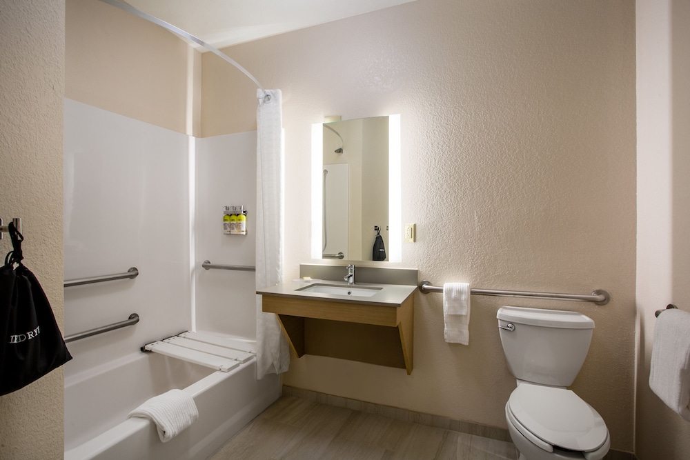 Candlewood Suites Apex Raleigh Area by IHG - photo 22