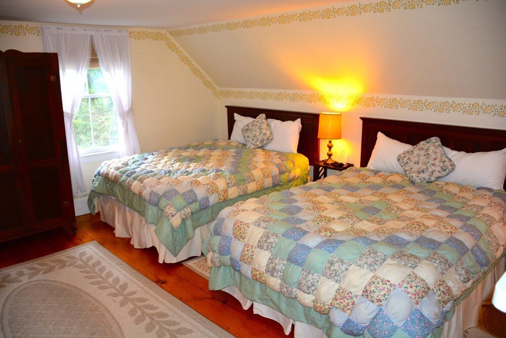 Dowds Country Inn - photo 13