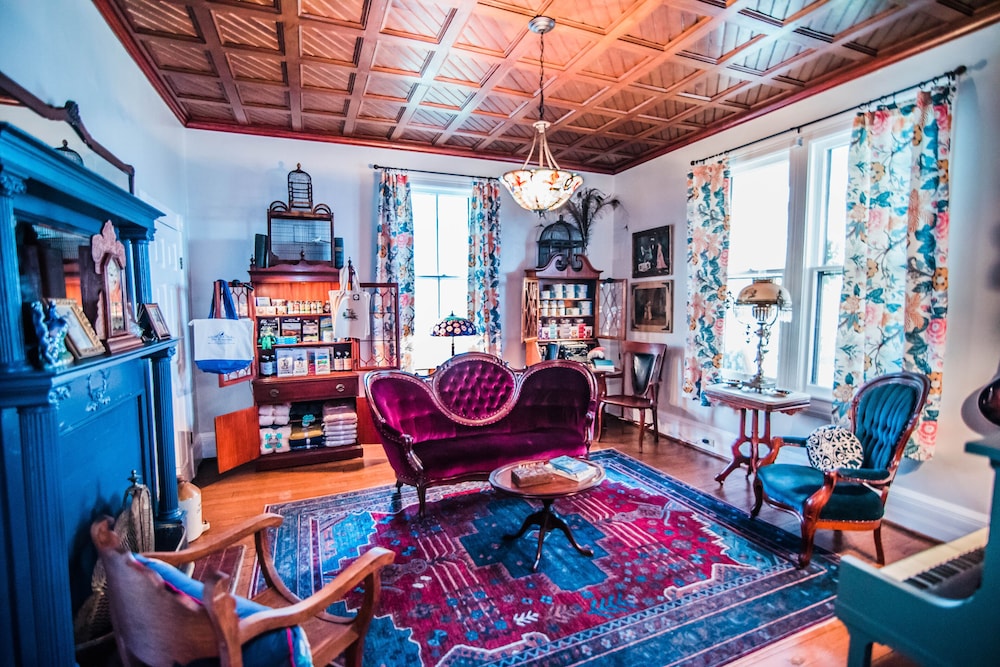 The Claiborne Bed and Breakfast - featured photo