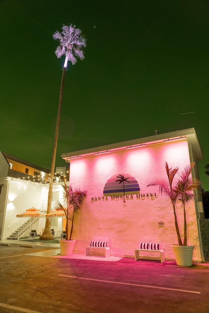 Santa Monica Hotel - photo 69