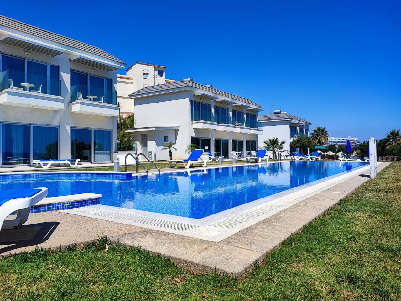 Ocean Suites Luxury Apartments