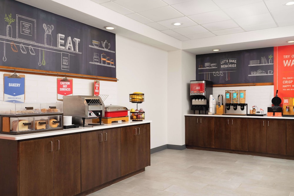 Hampton Inn Spring Lake Fayetteville - photo 68